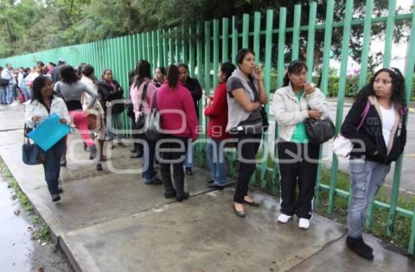 EDUCACIÓN . CONCURSO NACIONAL PARA OTORGAR PLAZAS DOCENTES