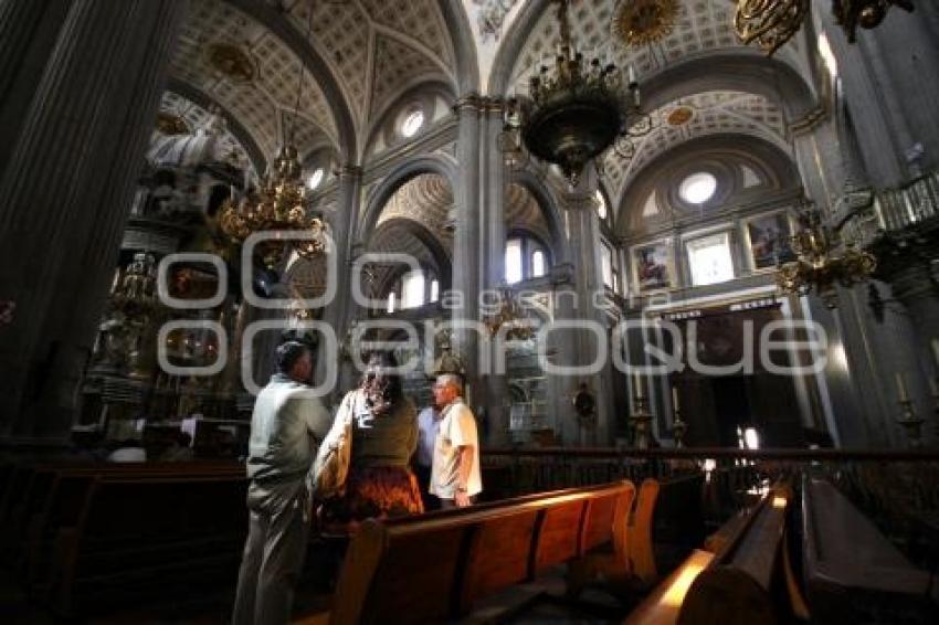CATEDRAL ABRE SUS PUERTAS TRAS FUMIGACIÓN