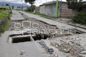 ACCESO A CANOA EN MAL ESTADO