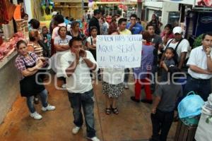 28 DE OCTUBRE DEFIENDEN PASILLOS DEL ZAPATA