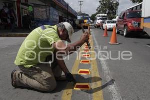 COLOCAN REFLECTORES EN 11 NORTE SUR