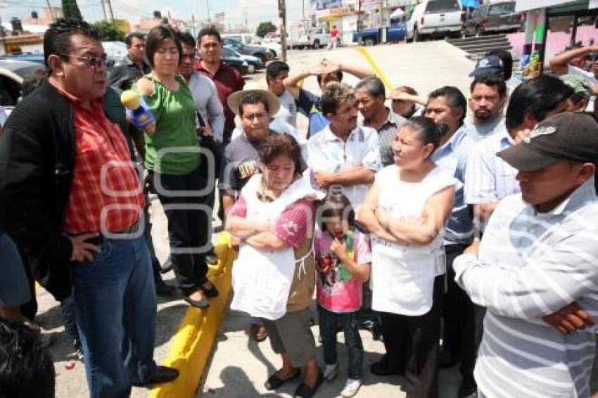 RIVERA. MERCADO ZAPATA