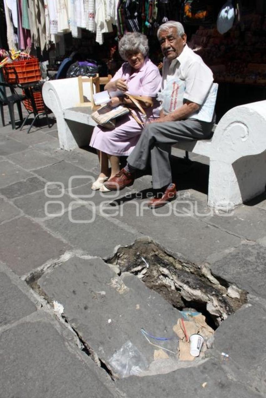 HOYO EN EL PARIÁN