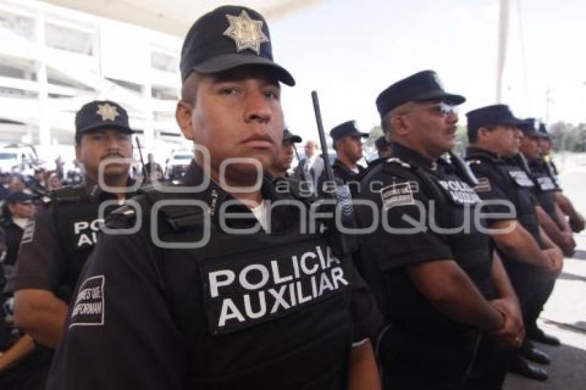 ENTREGA VEHICULOS EQUIPAMIENTO POLICIA AUXILIAR
