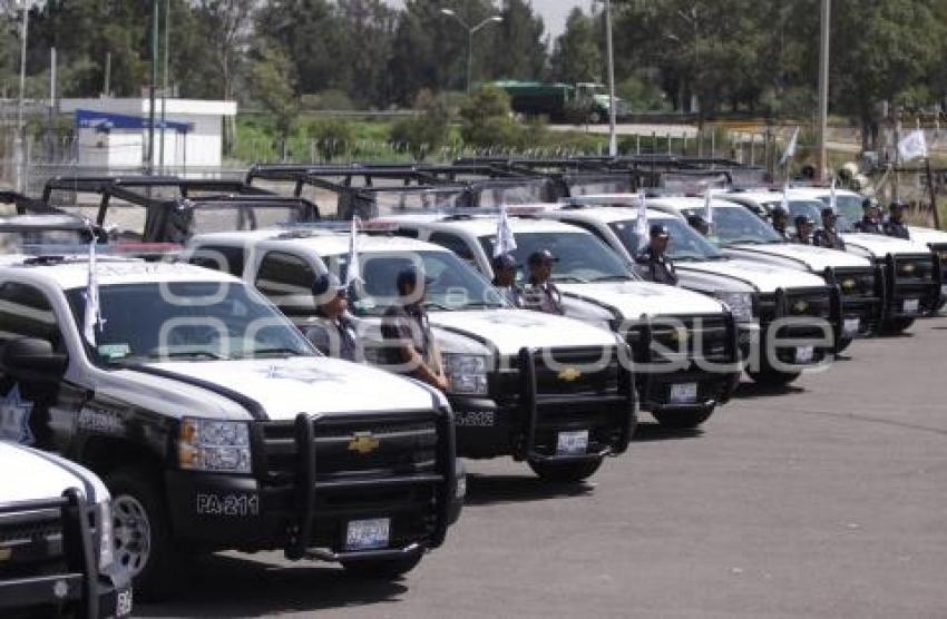 ENTREGA VEHICULOS EQUIPAMIENTO POLICIA AUXILIAR