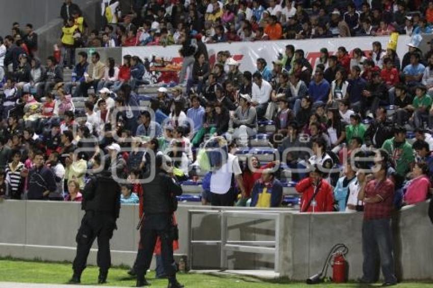 FUTBOL . ESTADIO UNIVERSITARIO