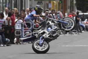 CONFEDERACIÓN DE MOTOCICLISTAS Y POLICÍAS