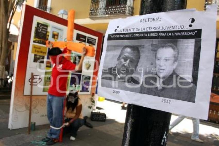 MANIFESTACIÓN ASPIRANTES BUAP