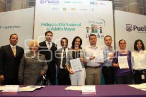 DÍA NACIONAL DEL ADULTO MAYOR