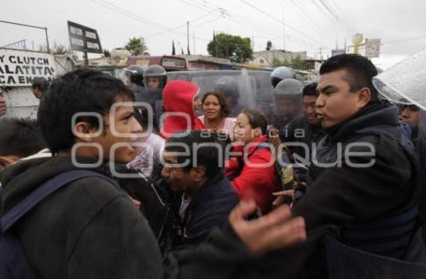 RETIRAN CASETAS COMERCIALES AGUA SANTA