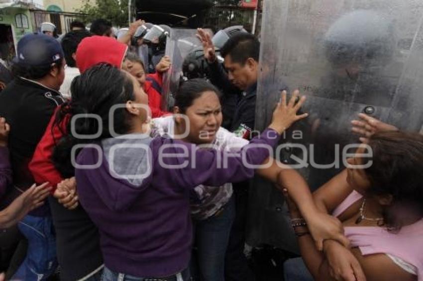 RETIRAN CASETAS COMERCIALES AGUA SANTA