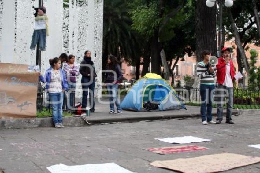 PLANTÓN ESTUDIANTES BUAP