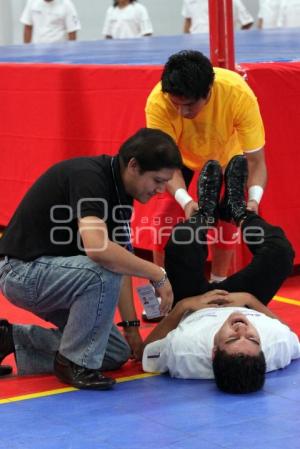 EXAMEN PARA LUCHADORES