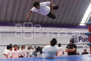 EXAMEN PARA LUCHADORES