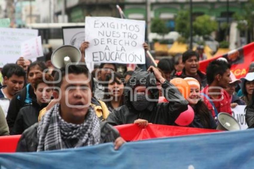 MANIFESTACIÓN INCONFORMES BUAP