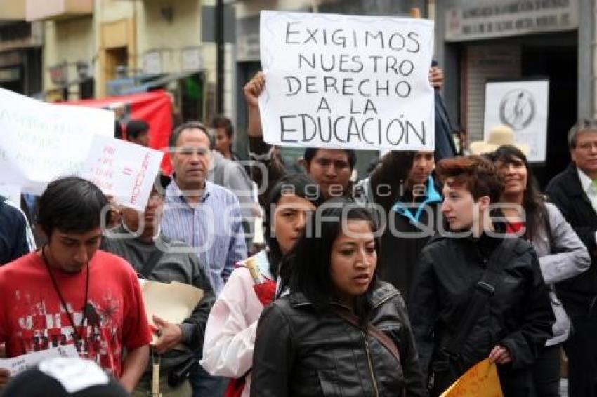 MANIFESTACIÓN INCONFORMES BUAP