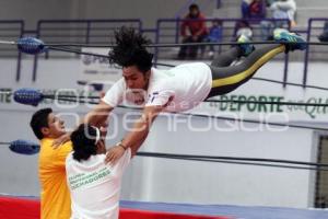EXAMEN PARA LUCHADORES