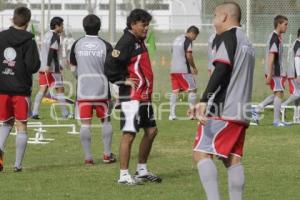 ENTRENAMIENTO LOBOS DE LA BUAP