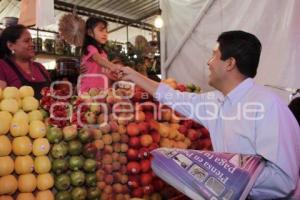 EDUARDO RIVERA EN MERCADO HIDALGO