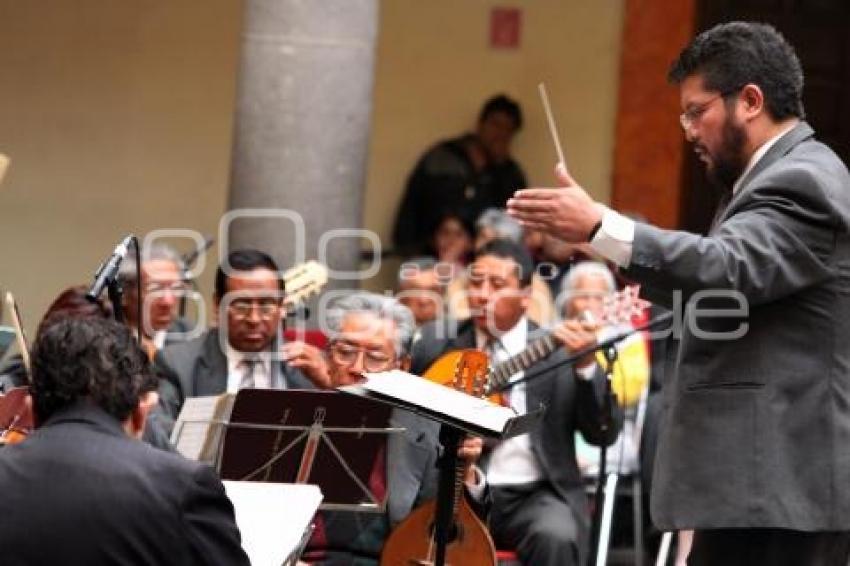 ORQUESTA TÍPICA