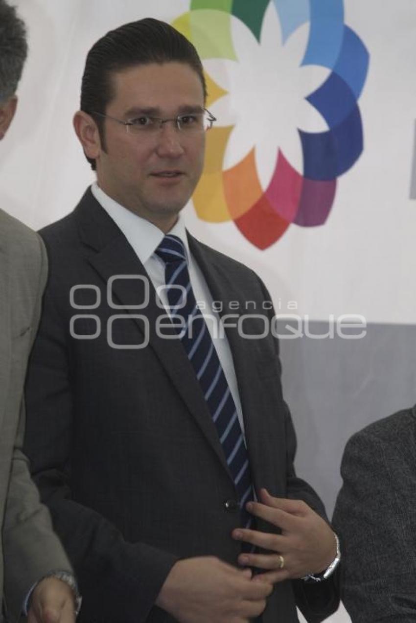 DELEGADO DEL TRABAJO . HORACIO GARMENDIA
