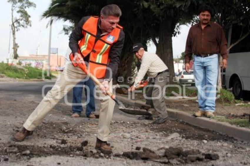 PROGRAMA DE BACHEO. TONY GALI