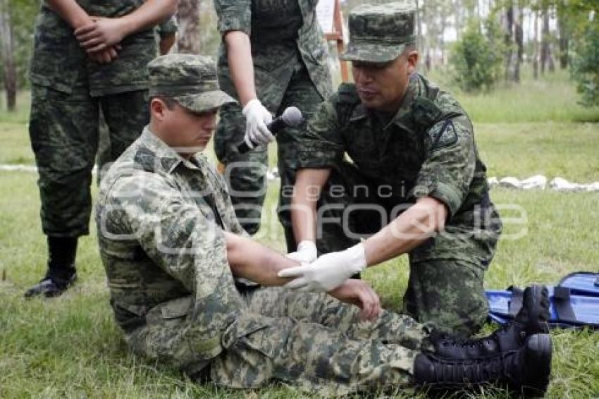 DEMOSTRACIÓN MÉDICA MILITAR