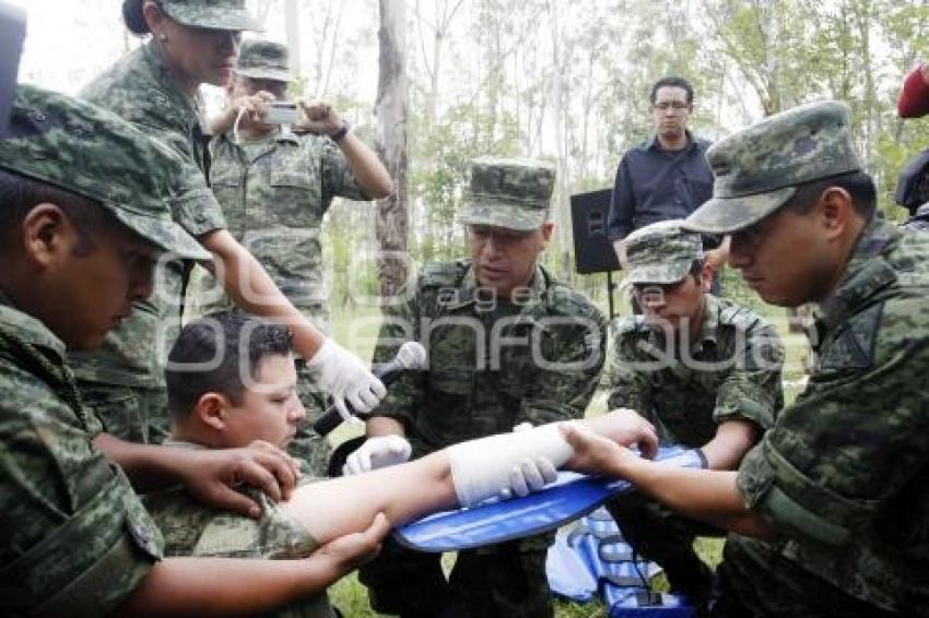 DEMOSTRACIÓN MÉDICA MILITAR