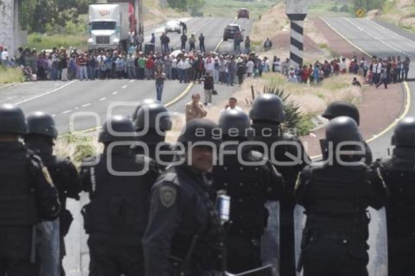 CIERRE AUTOPISTA A ATLIXCO