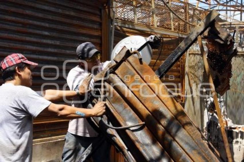 DEMUELEN MERCADO 5 DE MAYO