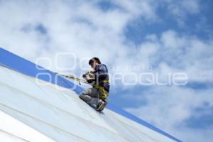 REPARAN TECHO ESTADIO CU