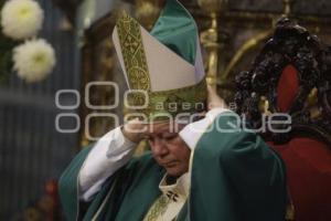 RELIGIÓN . ARZOBISPO