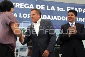 PRIMERA ENTREGA DE CASAS BUAP