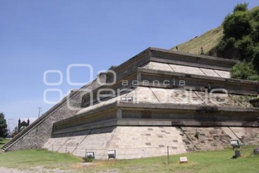 PIRÁMIDE DE CHOLULA.TUNEL