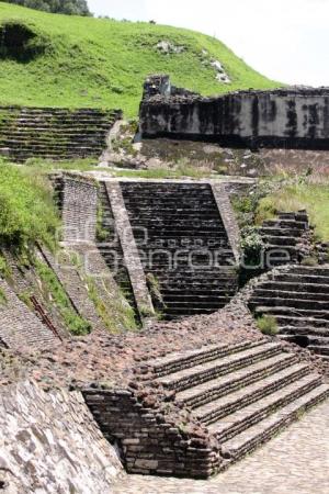 PIRÁMIDE DE CHOLULA.TUNEL