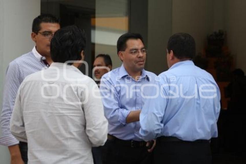 REUNIÓN PANISTAS