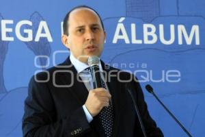 ENTREGA ÁLBUM CONMEMORATIVO 5 DE MAYO