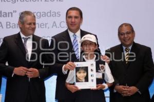 ENTREGA DE BECAS BBVA BANCOMER