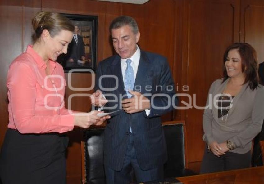 INFRAESTRUCTURA . DONATIVO DIF