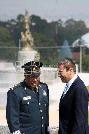 MONEDA CONMEMORATIVA 15O ANIVERSARIO LUCTUOSO IGNACIO ZARAGOZA