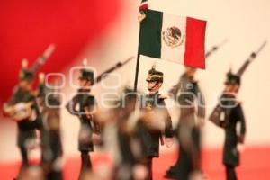 EXPOSICIÓN MINIATURAS DEL DESFILE DEL 5 DE MAYO