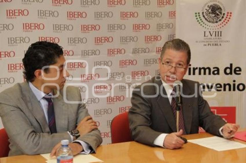 FIRMAN CONVENIO LA IBERO Y EL CONGRESO