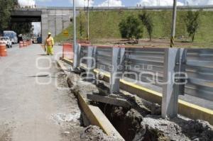 ULTIMAN DETALLES DE VIADUCTO A SANTA ANA