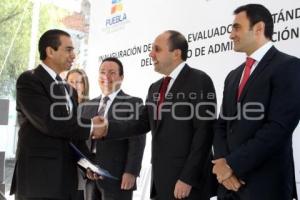 FERNANDO MANZANILLA INAUGURACIÓN IAP