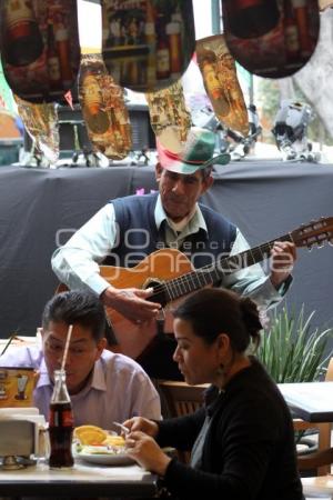 OFRECEN COMERCIOS NOCHE MEXICANA