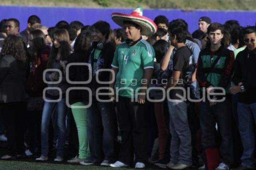 CEREMONIA EN EL TEC DE MONTERREY