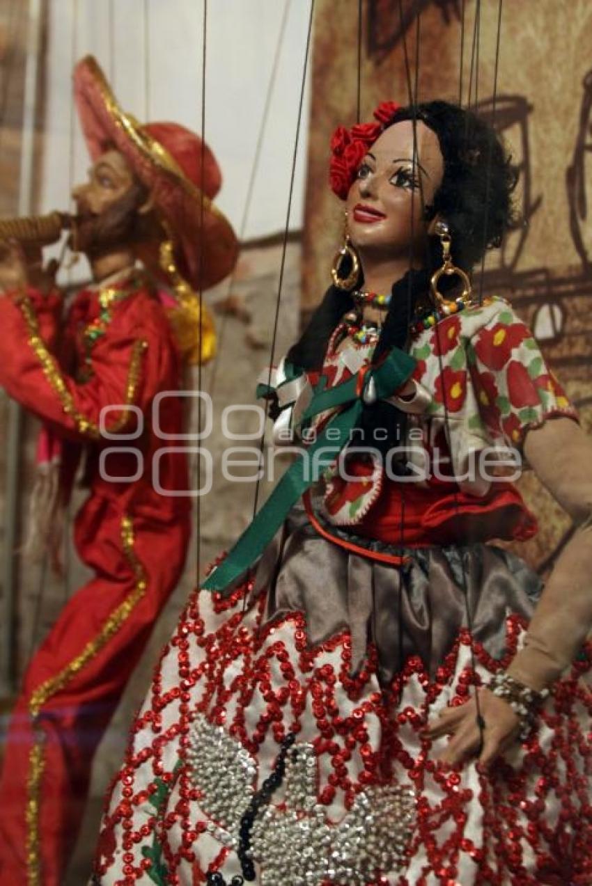 EXPOSICIÓN HILOS EN LIBERTAD:MEXICANOS DE CORAZÓN