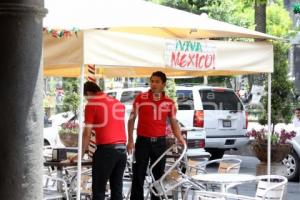 OFRECEN COMERCIOS NOCHE MEXICANA