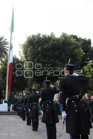 HONORES A LA BANDERA