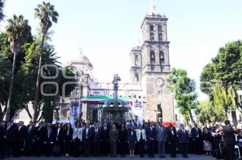 HONORES A LA BANDERA